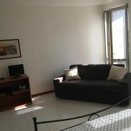 Mima House Hotel *